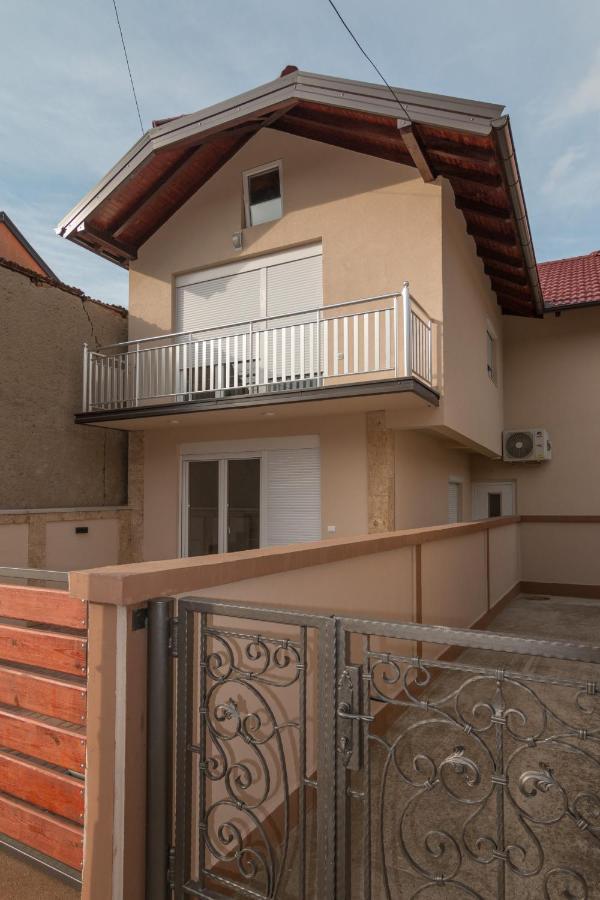 Apartment Lili Bajina Basta Ngoại thất bức ảnh
